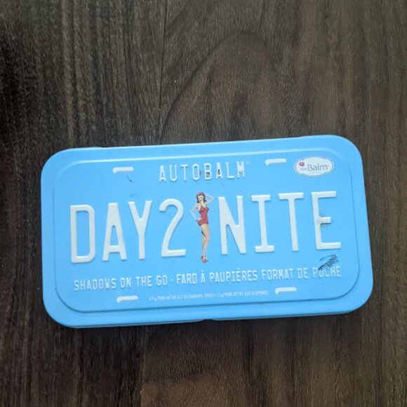 The Balm - Autobalm Day 2 Nite Shadows On The Go Palette with Primer | 8-Pan - Picture 4 of 9